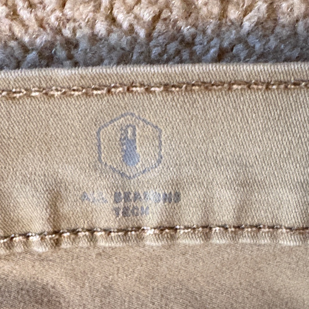 Levi's Men's Khaki Chinos 502 34x30 waist 34 length 30 - Picture 3 of 8